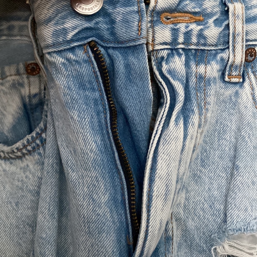 Jeans - Picture 7 of 7